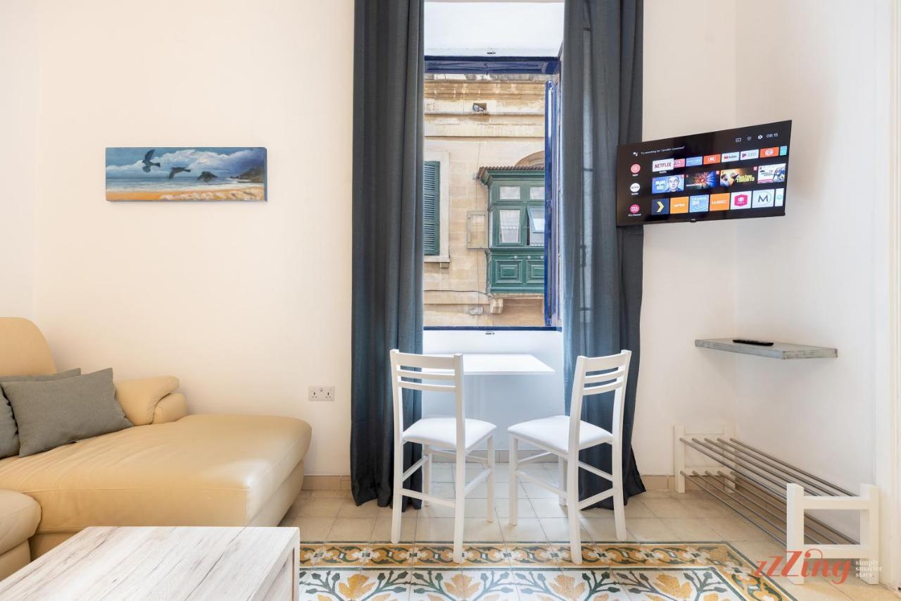 A Studio Apartment In Malta'S Capital فاليتا المظهر الخارجي الصورة